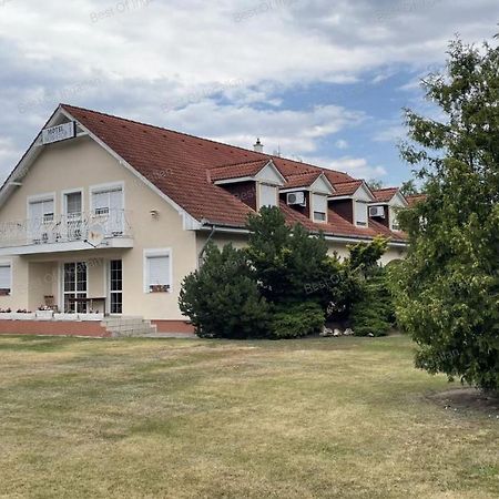 Motel Hummel Per Exteriör bild