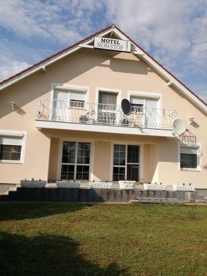 Motel Hummel Per Exteriör bild