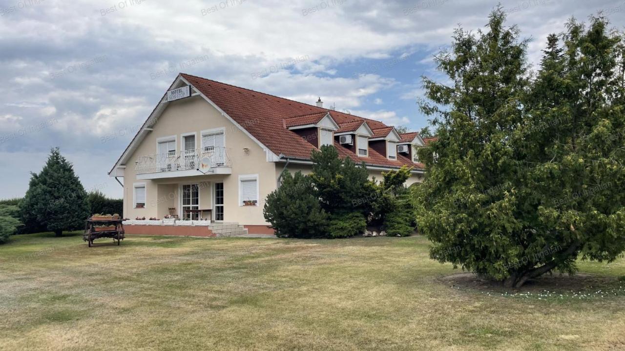 Motel Hummel Per Exteriör bild